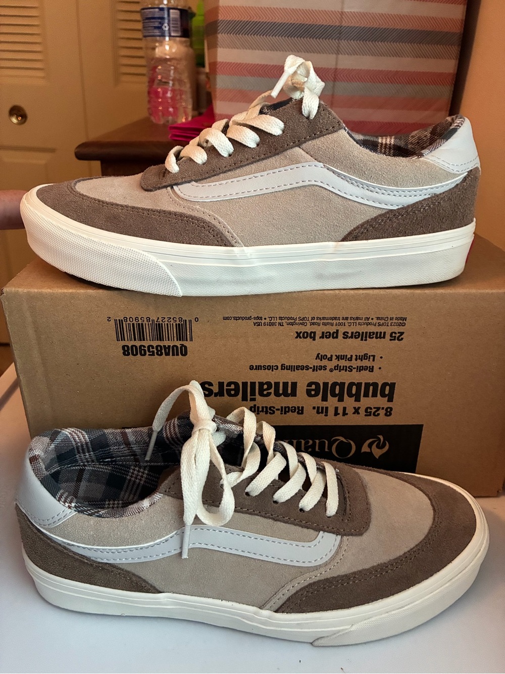VANS women’s size 9 Brooklyn LS sneakers Plaid Warm Taupe EU 40